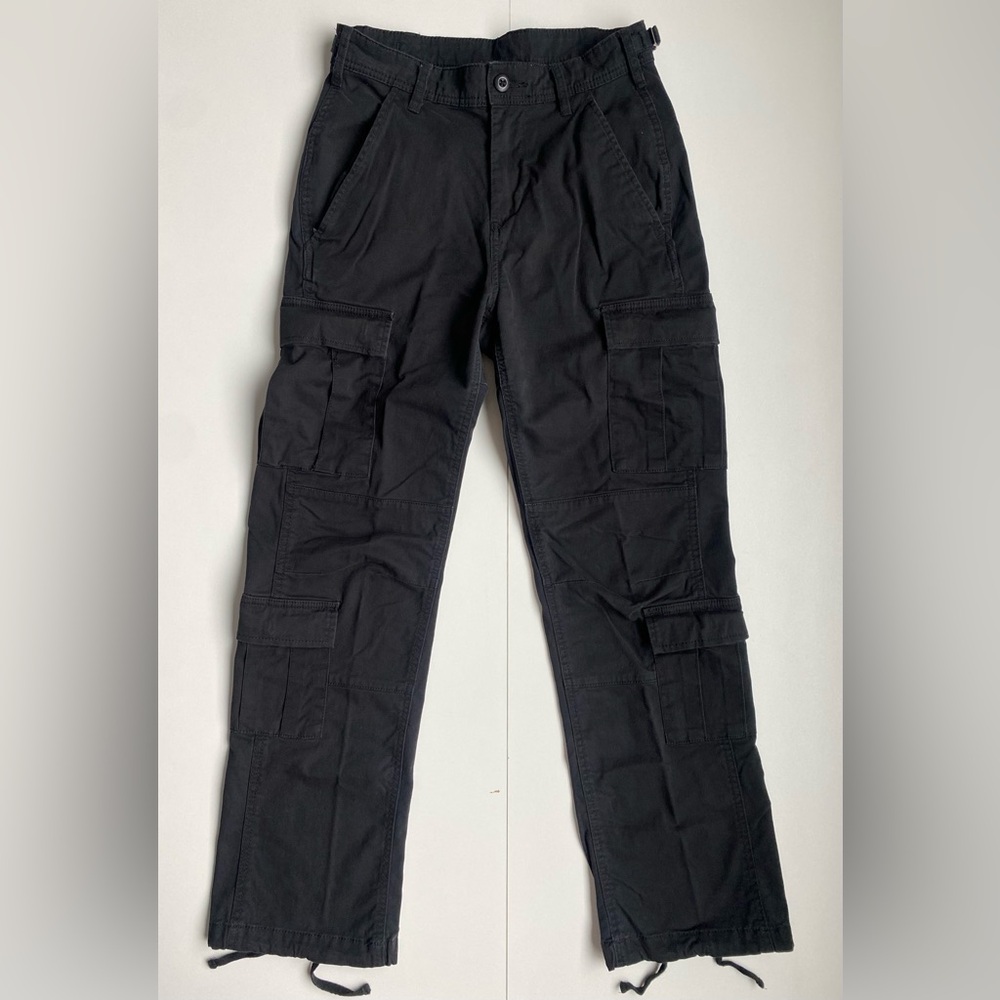 No Boundaries Black Y2K Cargo Pants Women’s size 26x30